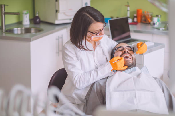 Best Holiday Emergency Dentist in Huntgton, IN